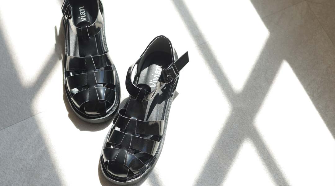 ボリュームソールグルカサンダル