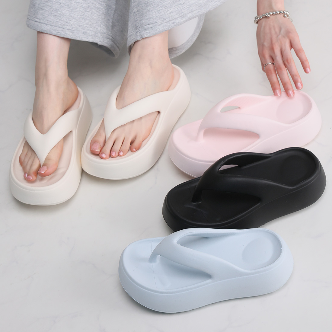 軽量厚底トングサンダル