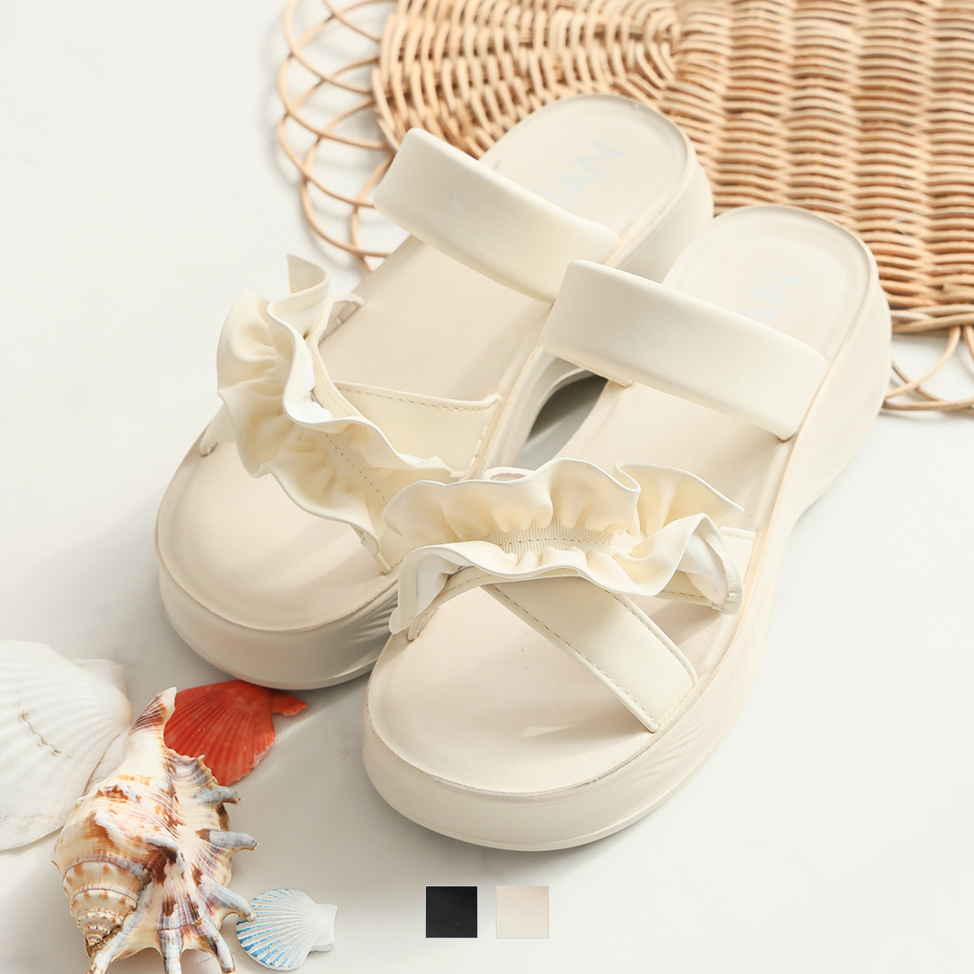 クロスフリルやわらかソールサンダル