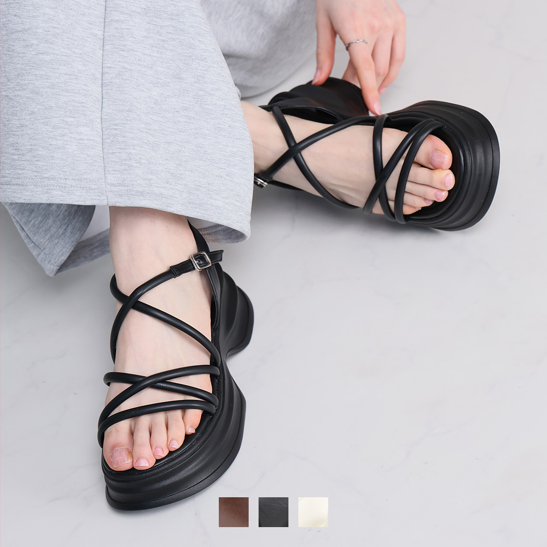 厚底チューブストラップサンダル