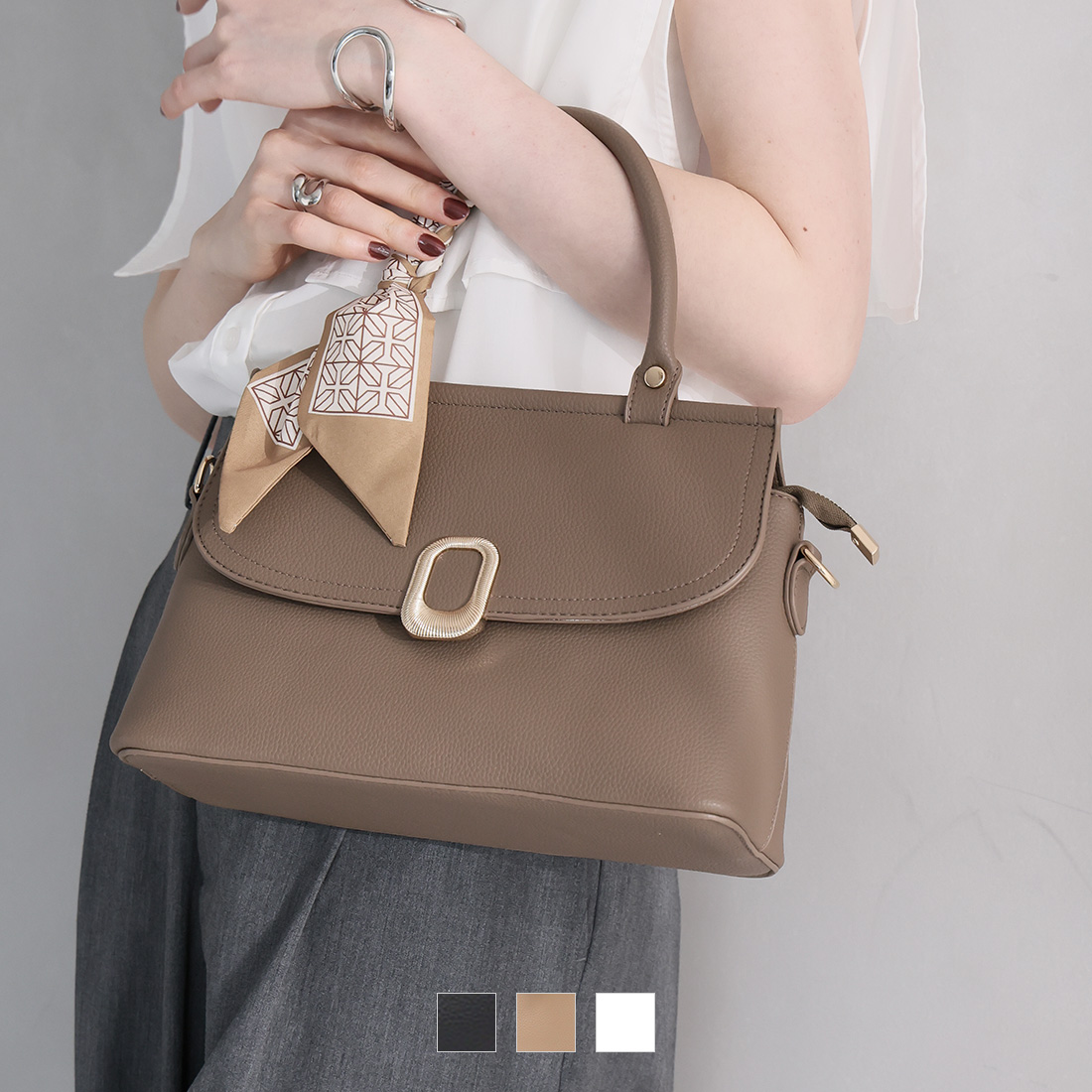 バックル付きフラップ2WAYバッグ