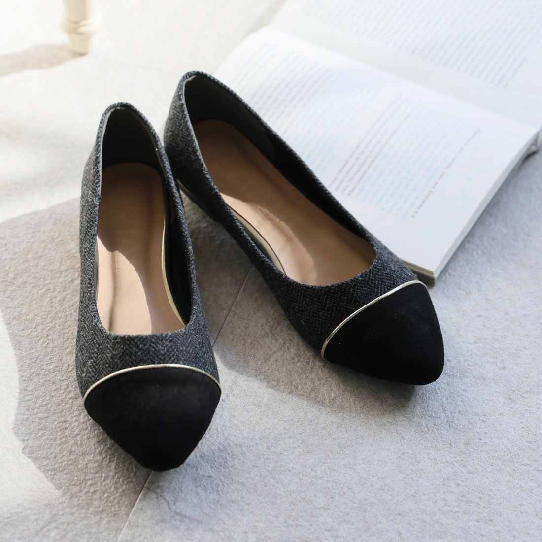 2026年春再販】バイカラーフラットメタルヒールパンプス ｜靴