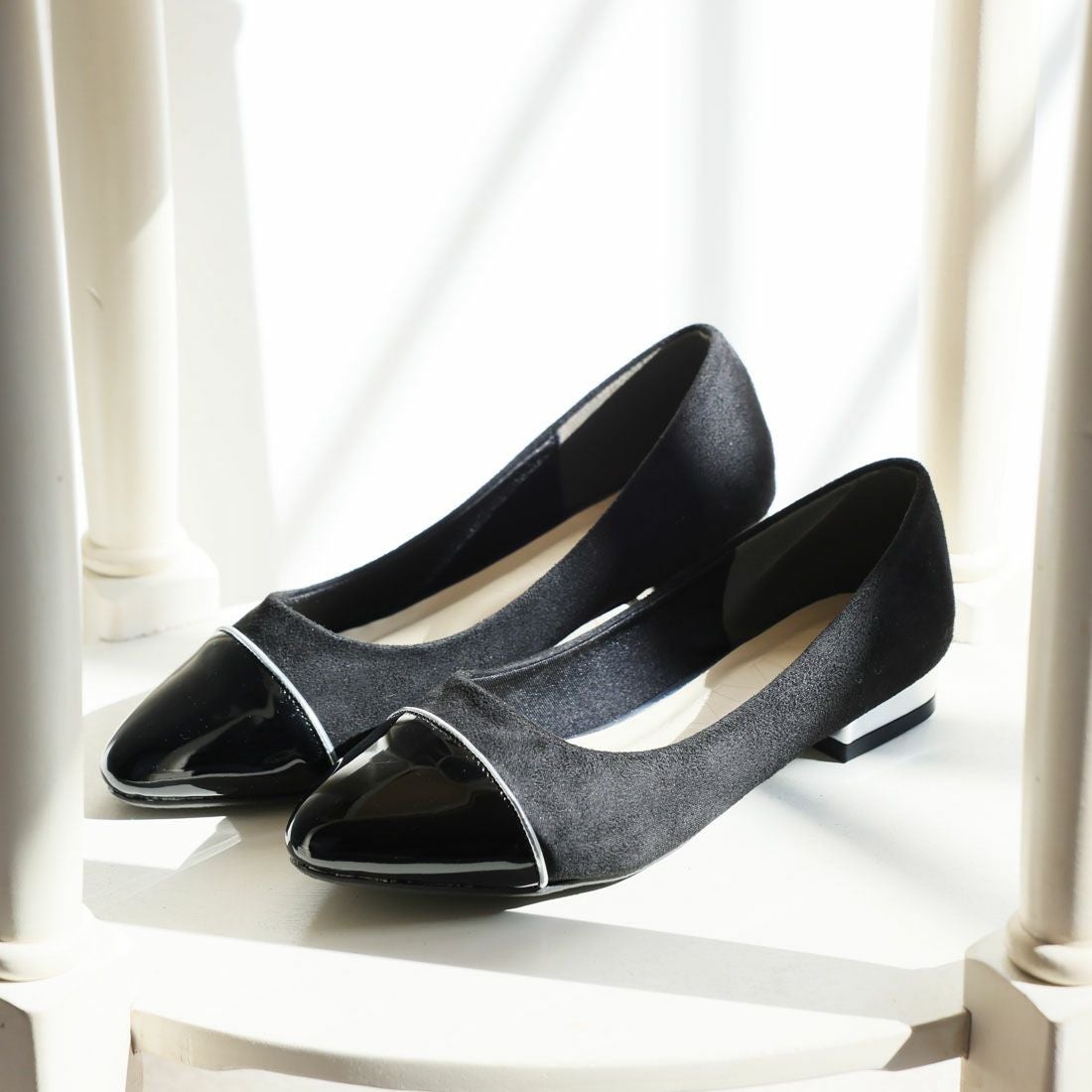 2026年春再販】バイカラーフラットメタルヒールパンプス ｜靴
