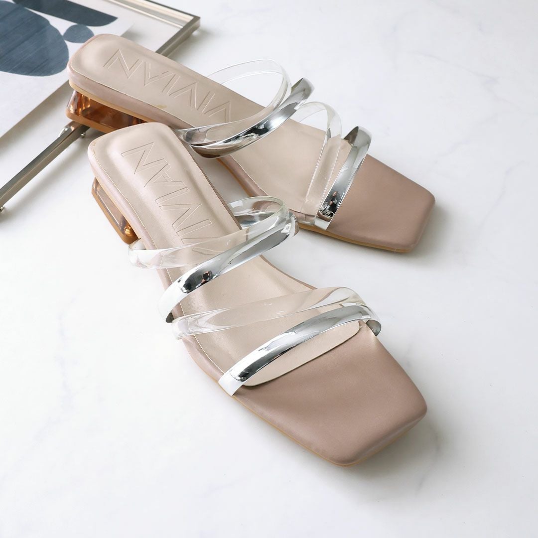 2026年夏新色追加】スクエアトゥメニー華奢ストラップクリアヒール