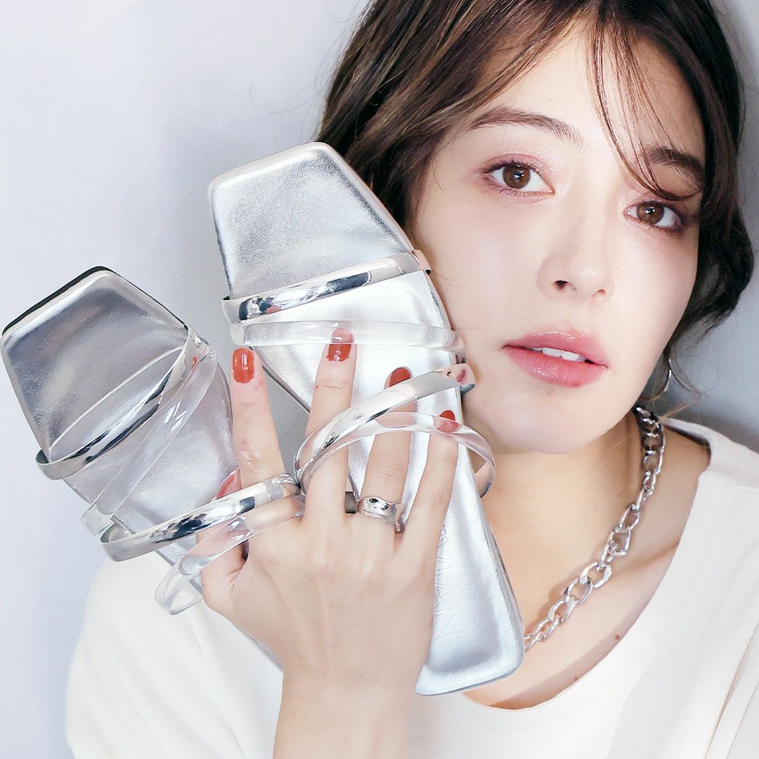 2026年夏新色追加】スクエアトゥメニー華奢ストラップクリアヒール