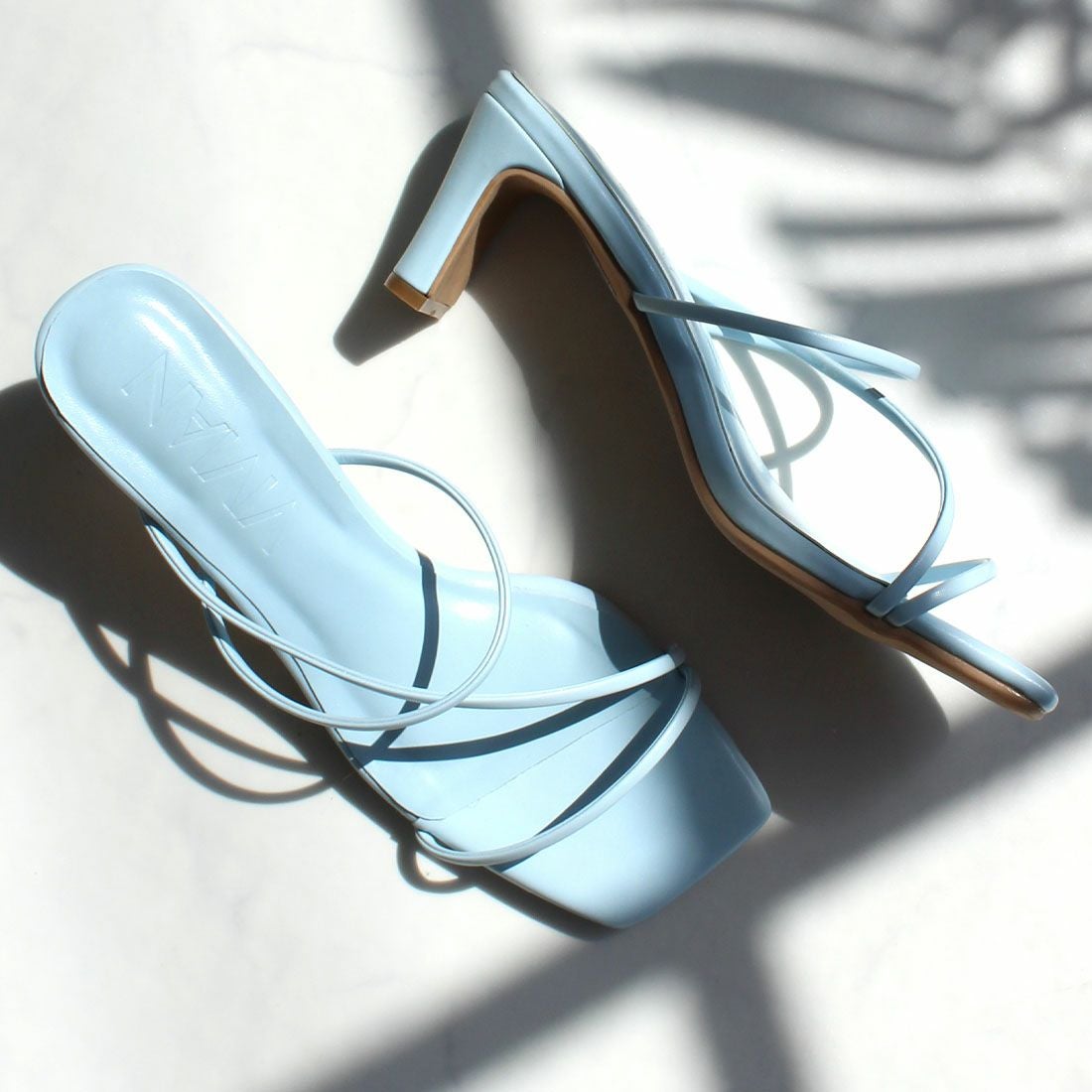 2025年新色追加】スクエアトゥアシメ華奢ストラップヒールサンダル