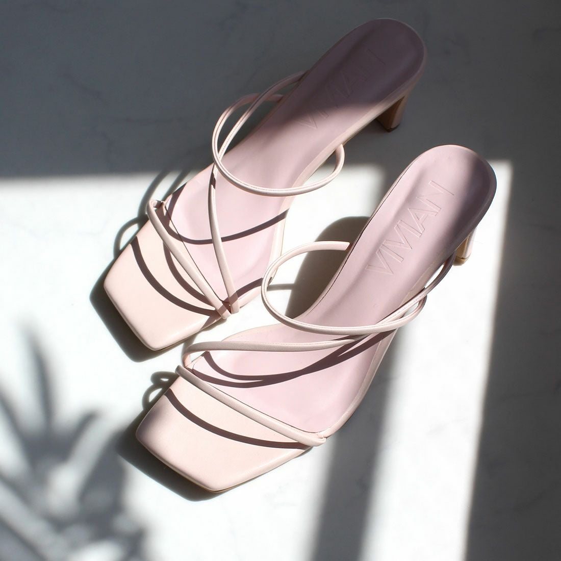 2025年新色追加】スクエアトゥアシメ華奢ストラップヒールサンダル