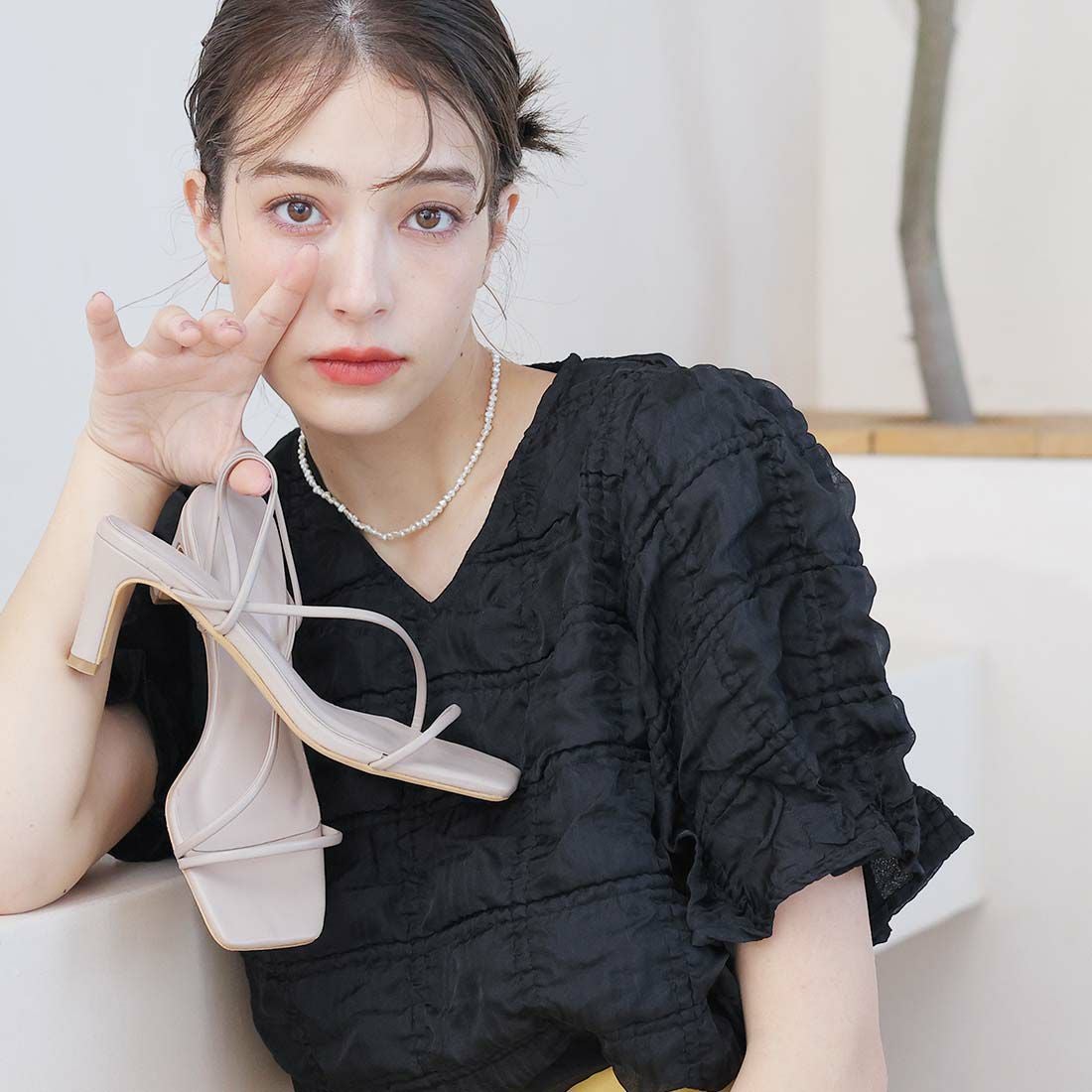 2025年新色追加】スクエアトゥアシメ華奢ストラップヒールサンダル