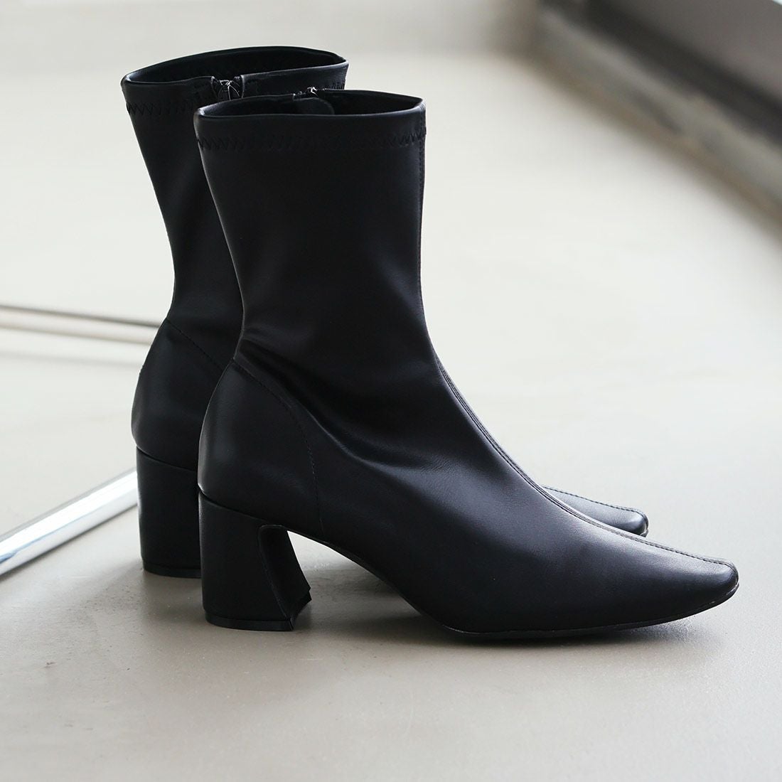 スクエアトゥチャンキーヒールストレッチミドルブーツ ｜靴