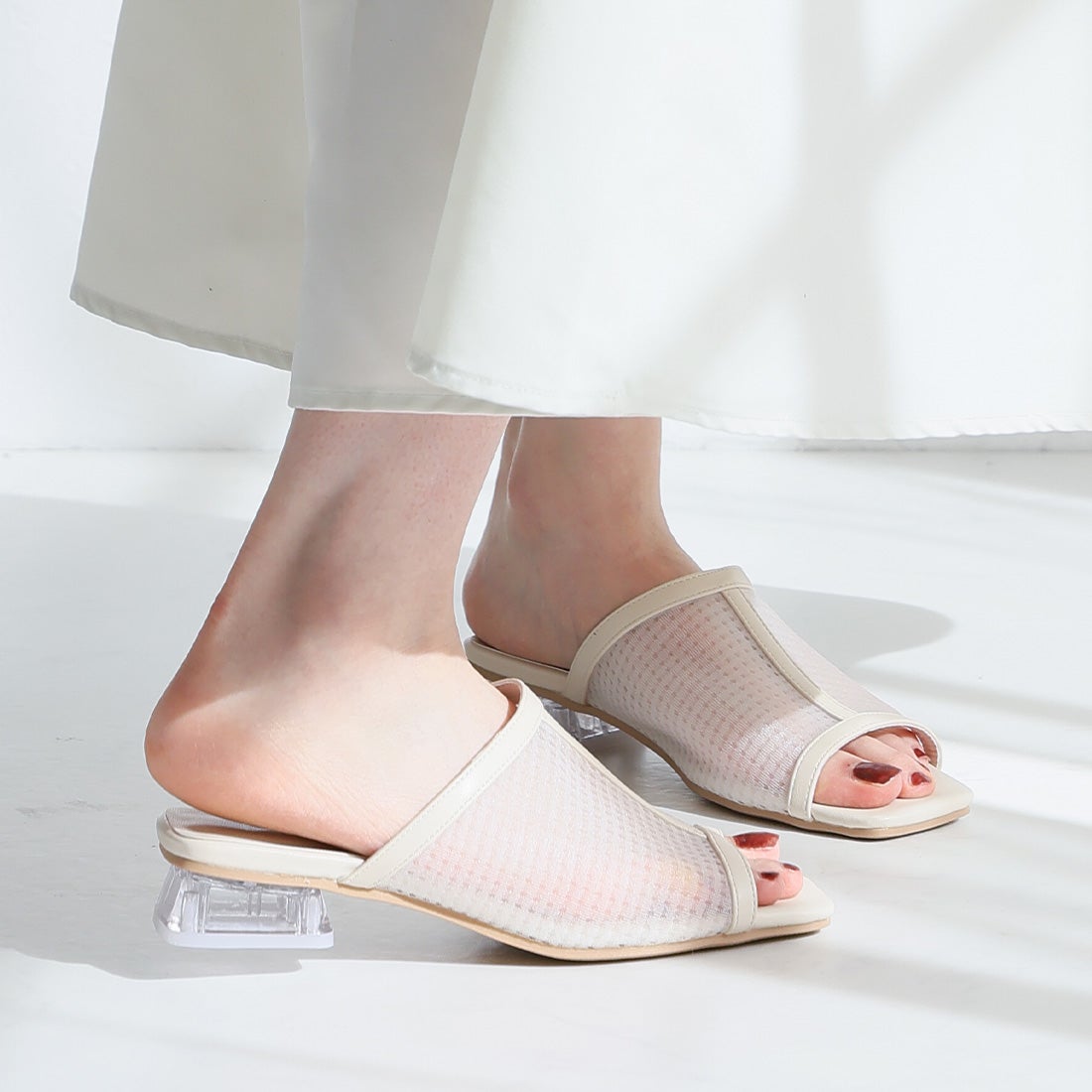 2026年夏新色追加】スクエアトゥチュールクリアヒールサンダル ｜靴