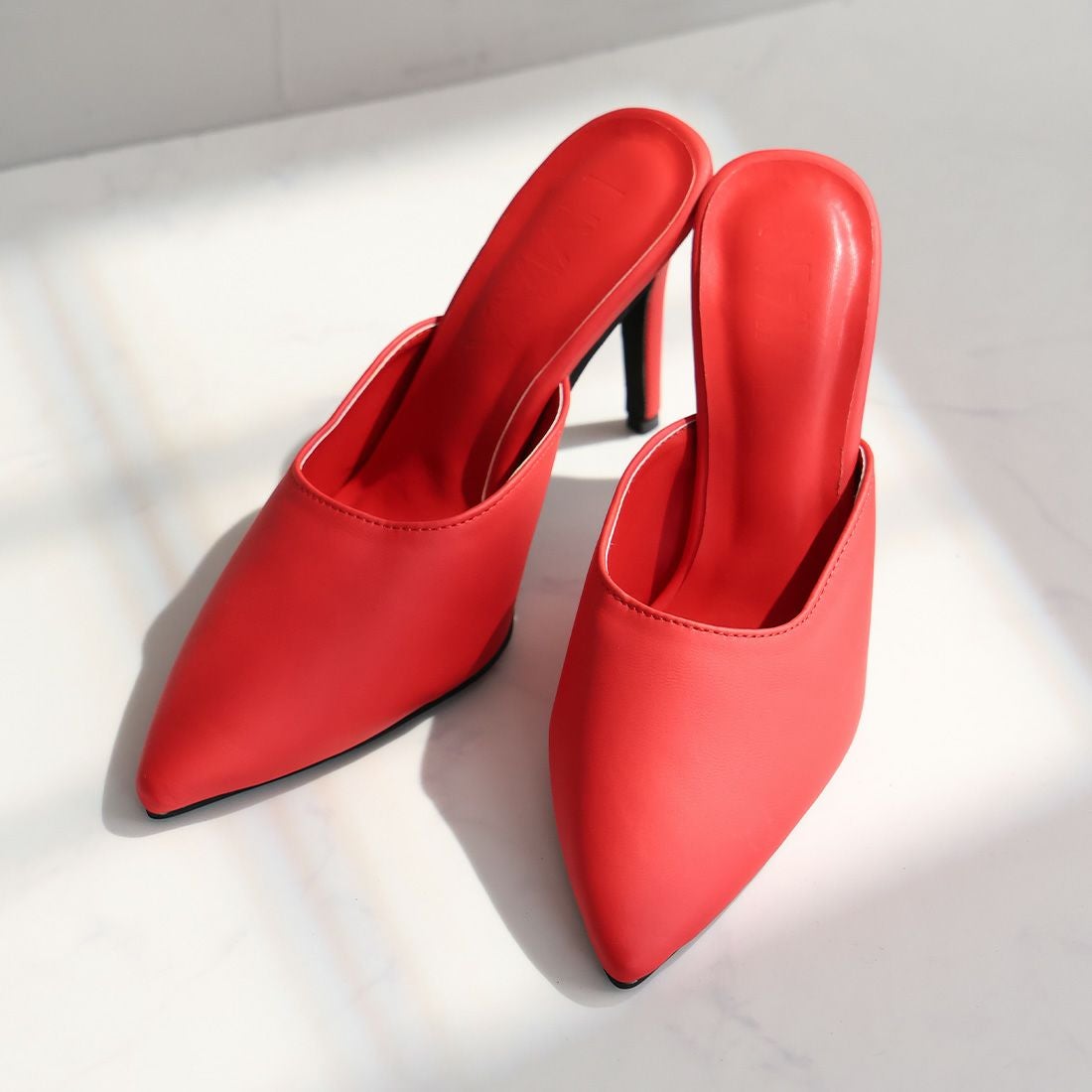 2026年春新色追加】ポインテッドトゥピンヒールミュール ｜靴