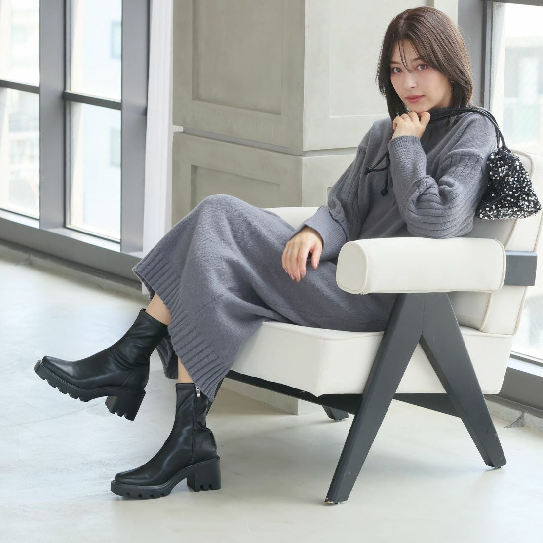 スクエアトゥ厚底ストレッチショートブーツ ｜靴・レディースシューズ