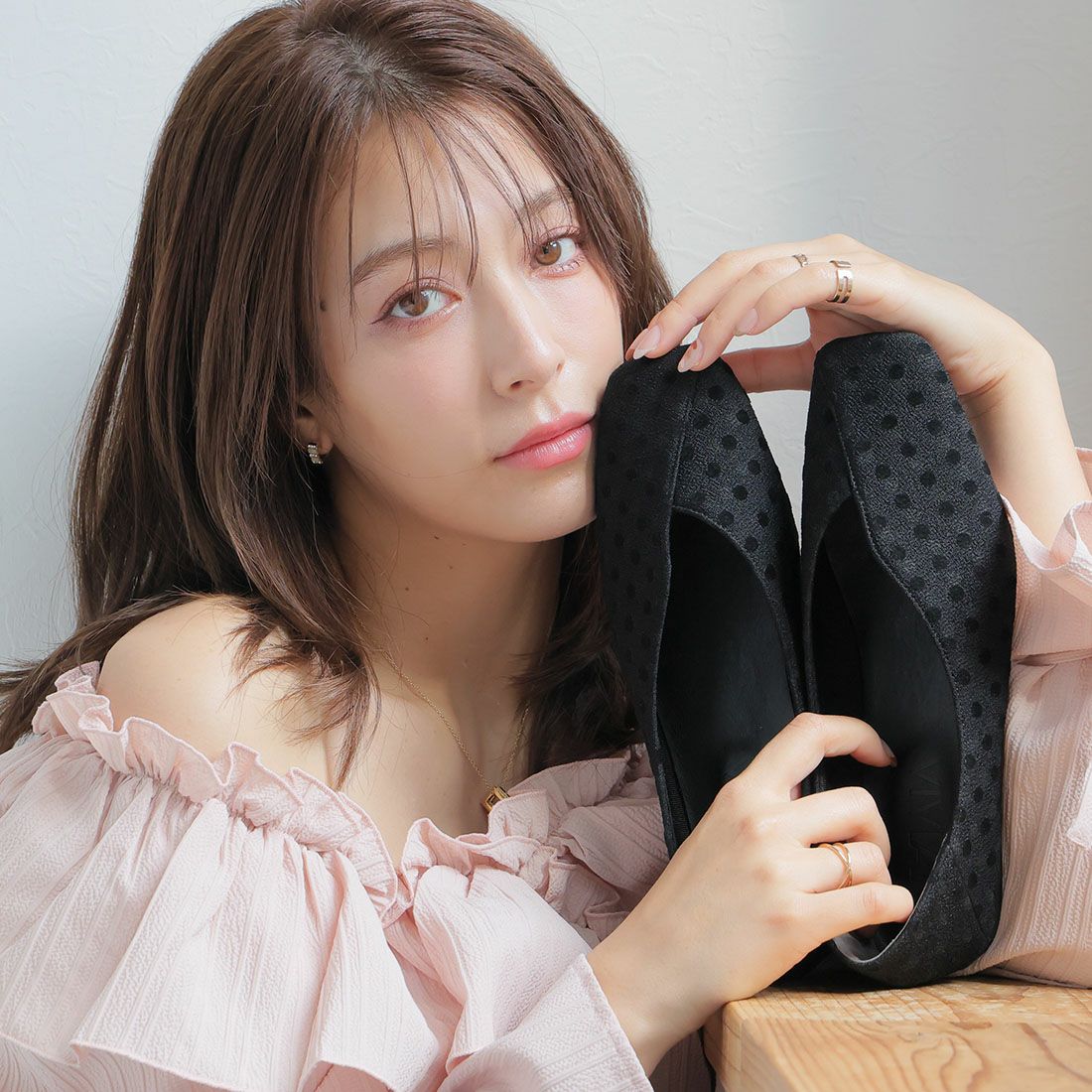 2026年春新色追加】スクエアトゥ切り替えデザインバブーシュ ｜靴