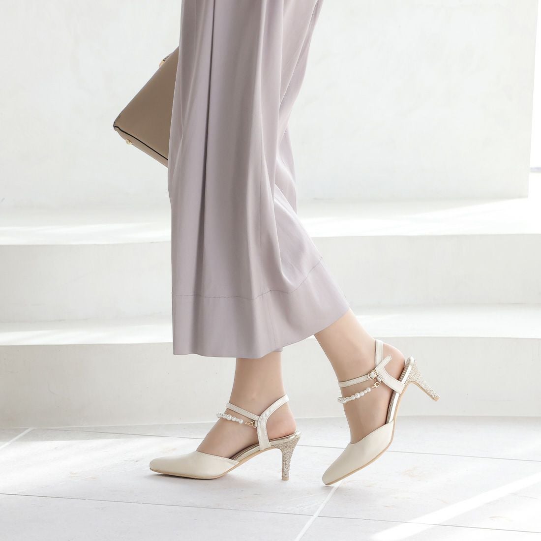2WAYサテンパールストラップパンプス ｜靴・レディースシューズの通販