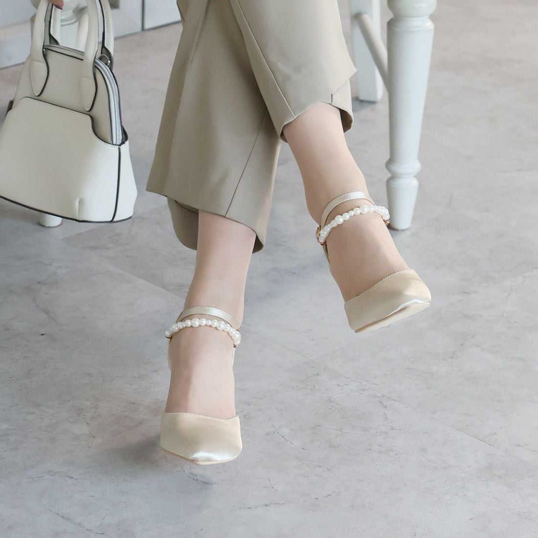 2WAYサテンパールストラップパンプス ｜靴・レディースシューズの通販