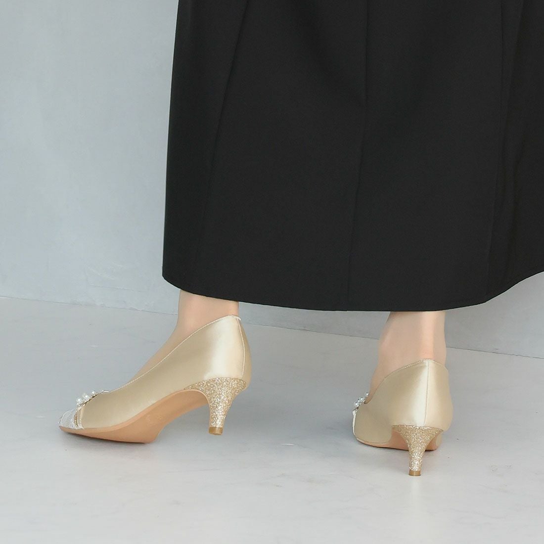 ビジューパール飾りグリッターレースパンプス ｜靴・レディース