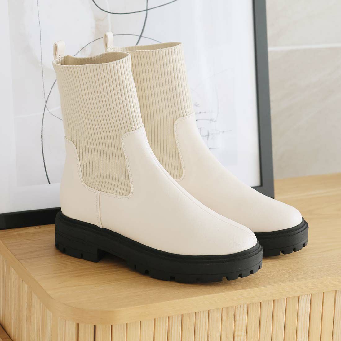 ちいまる様大幅お値下げ美品！VIVAIA ニットロングブーツ38.5 Eduarda] ラウンドトゥ 撥水加工 ニーハイ プラットフォーム チャン
