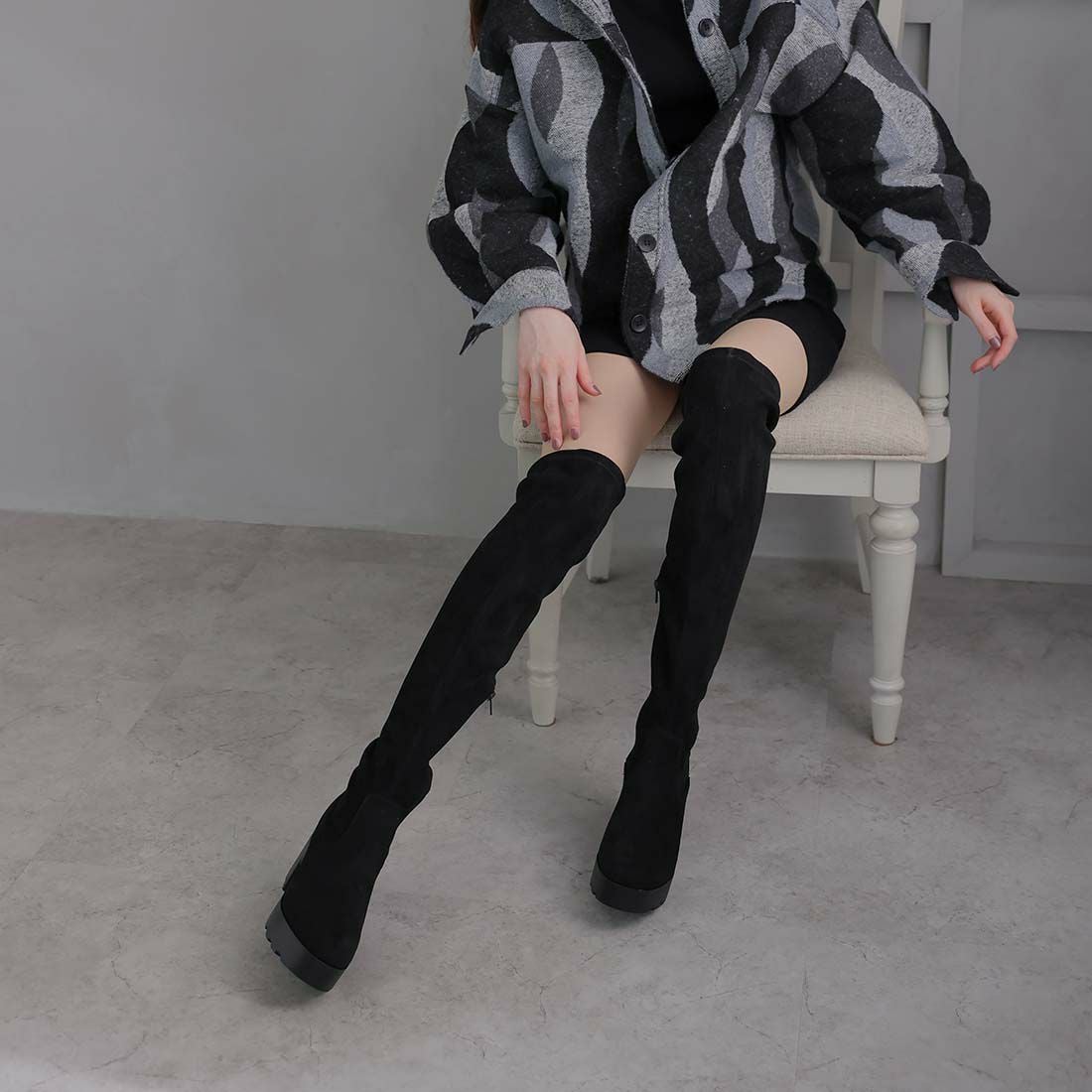 公式ストア/ZOZO限定】ラウンドトゥ厚底ストレッチニーハイブーツ ｜靴