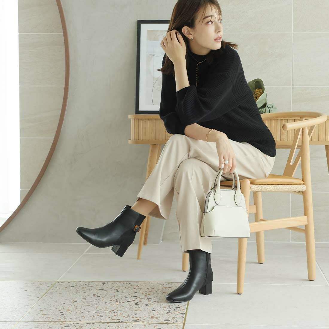 スクエアトゥべっ甲調バックルベルトショートブーツ ｜靴・レディース