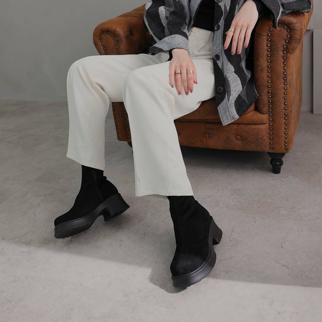 公式ストア/ZOZO限定】ボリュームトゥ厚底ストレッチミドルブーツ ｜靴