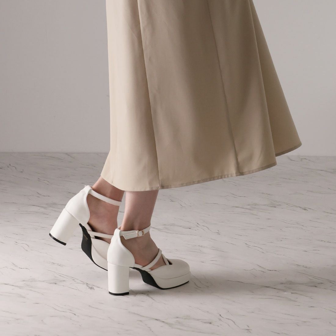 2026年春再販】【公式ストア/ZOZO限定】厚底プラットフォームクロス