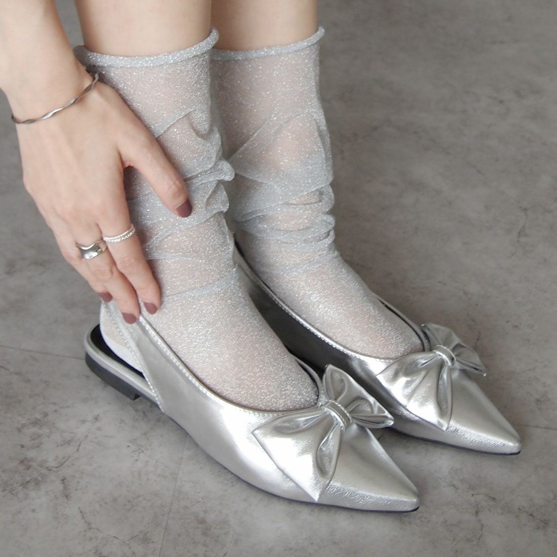 新色追加】【公式ストア/ZOZO限定】ポインテッドトゥリボンバック