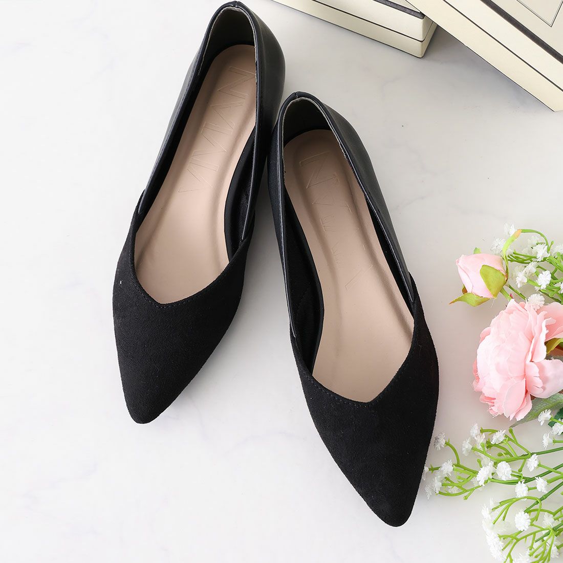 2026年春新色追加】ポインテッドトゥVカット切り替えデザインフラット