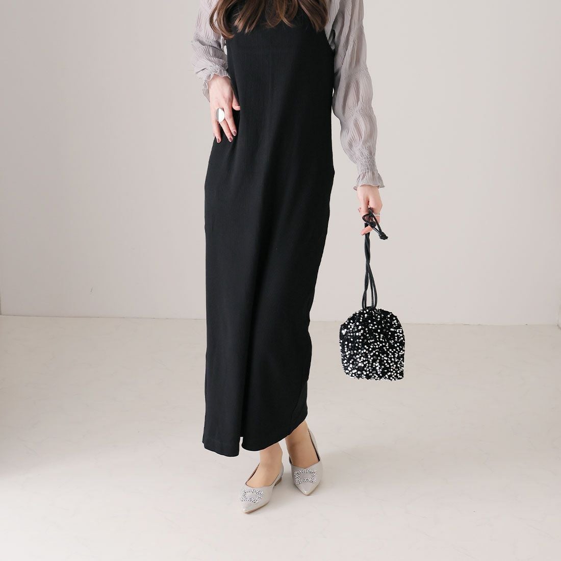 ポインテッドトゥビジューバックルモチーフフラットパンプス ｜靴