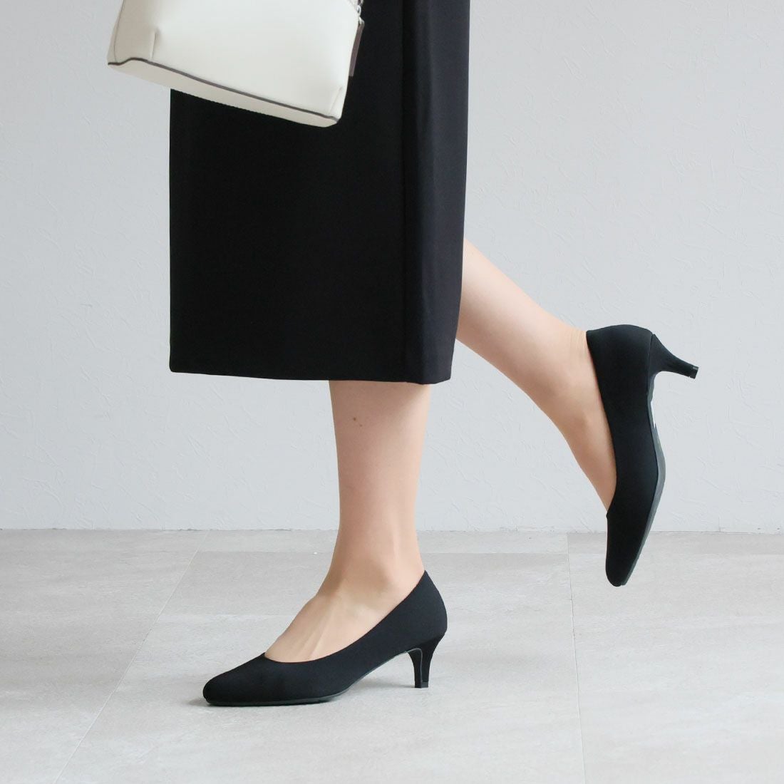 履き心地やみつき感激】アーモンドトゥ5cmヒール感激パンプス ｜靴