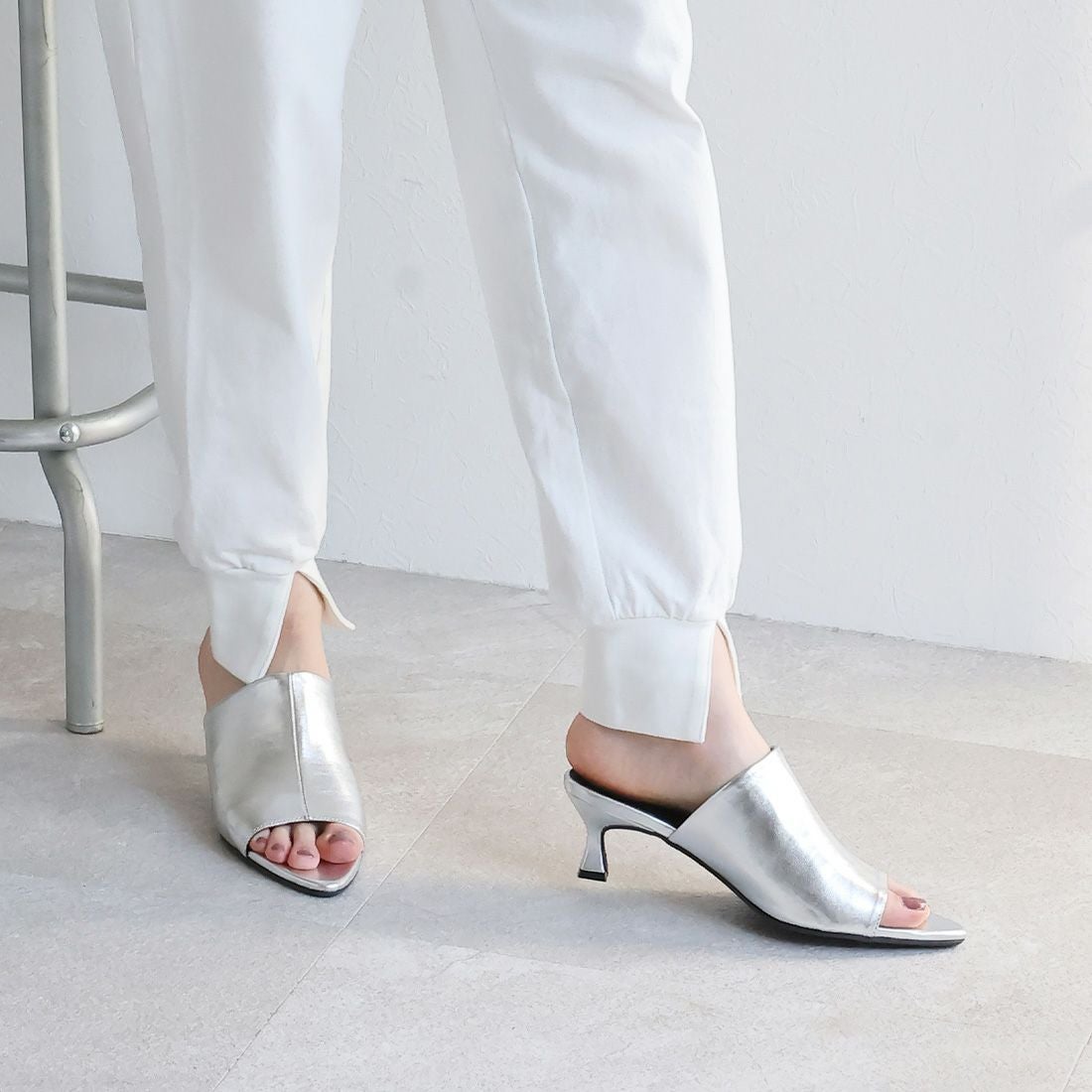 ポインテッドトゥミュールサンダル ｜靴・レディースシューズの通販