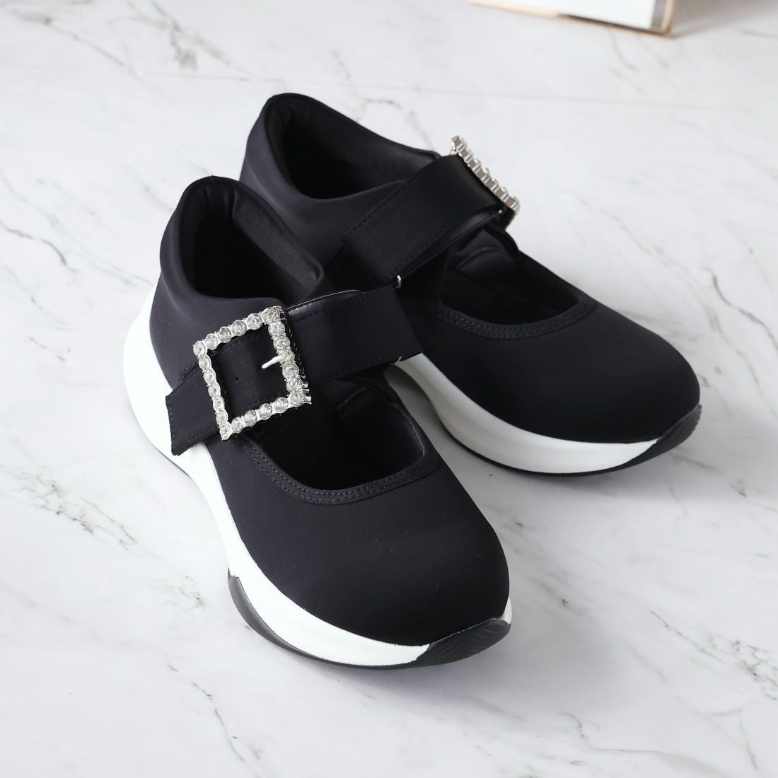 厚底ビジューバックルストラップスニーカー ｜靴・レディースシューズ