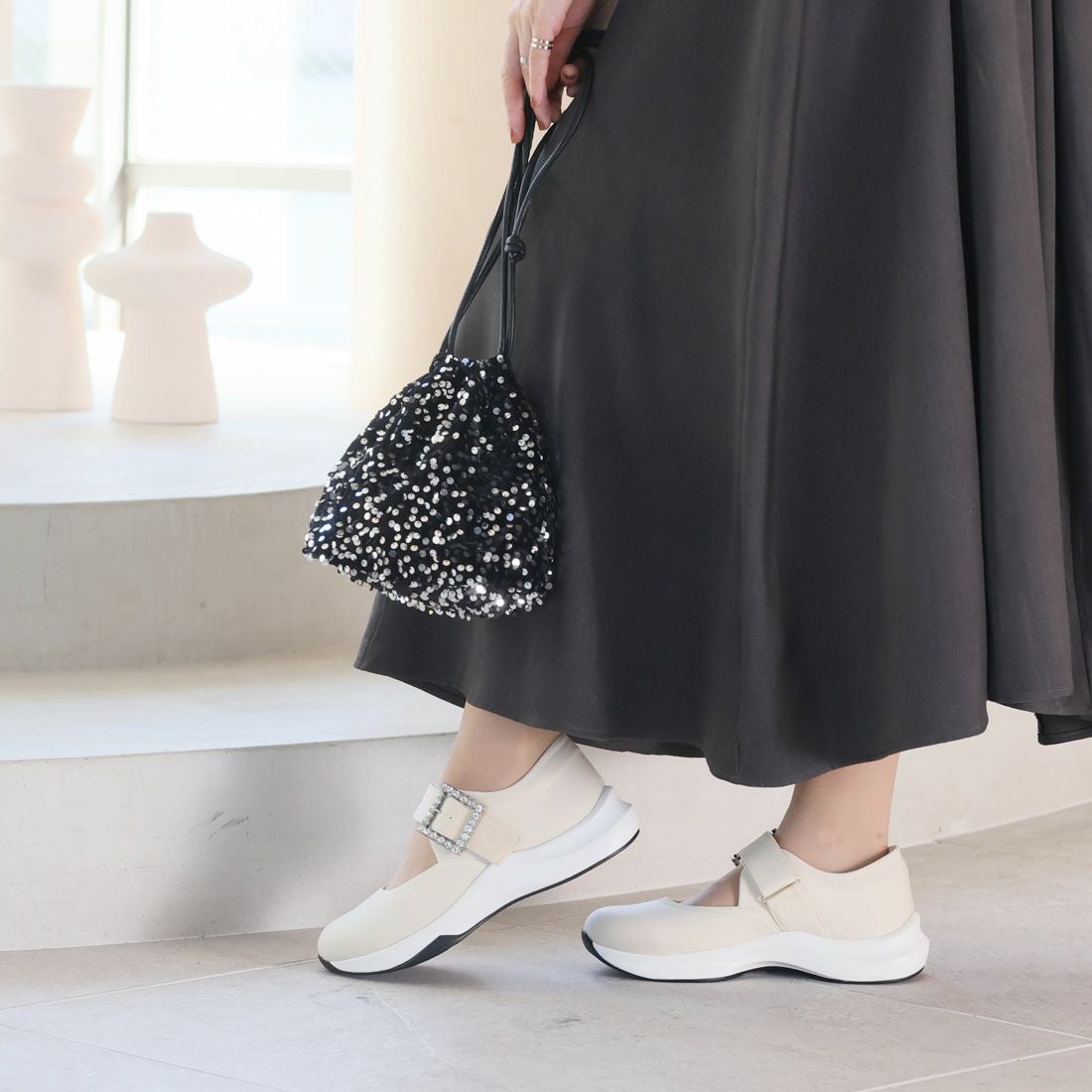 厚底ビジューバックルストラップスニーカー ｜靴・レディースシューズ