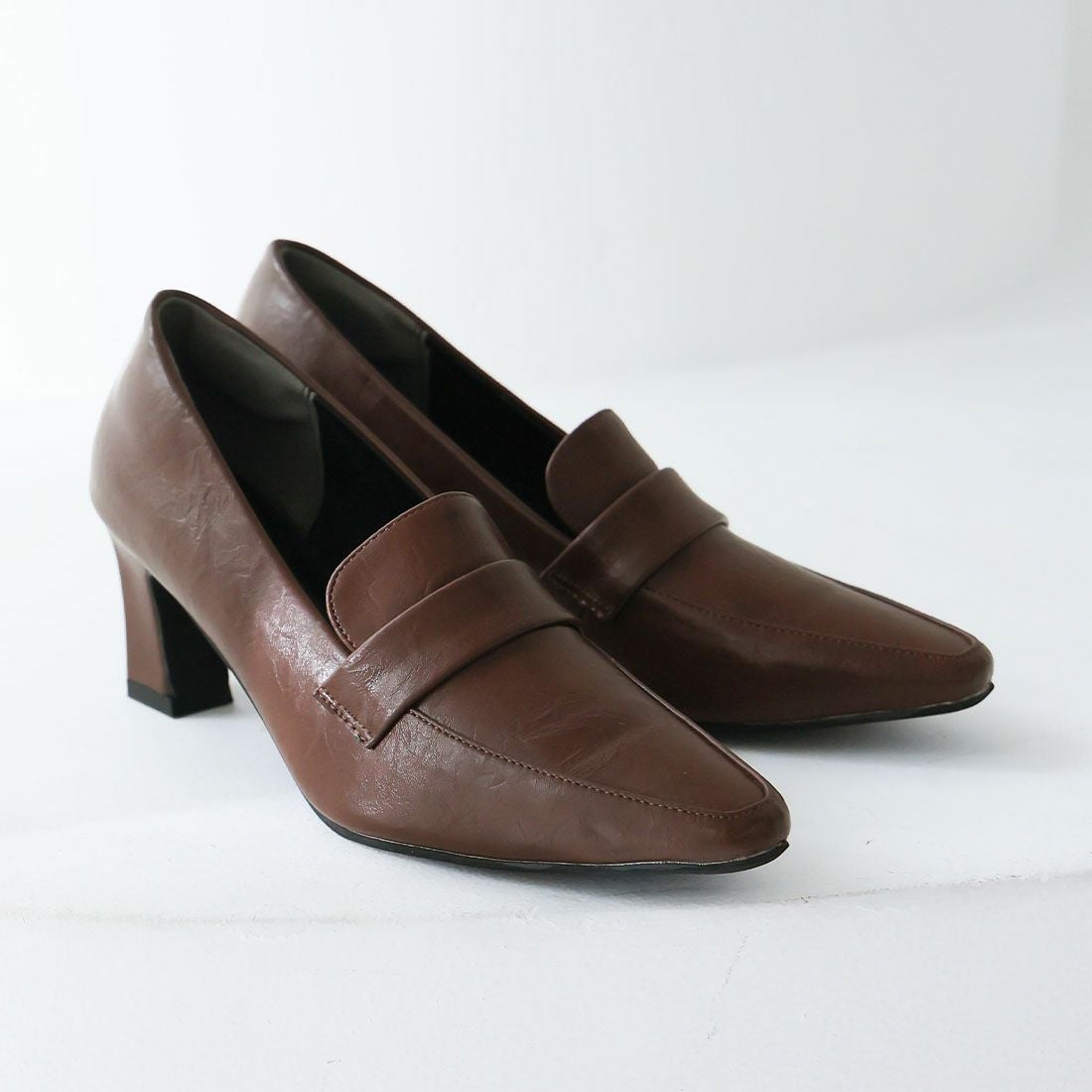 2026年春新色】スクエアトゥデザインヒールローファーパンプス ｜靴