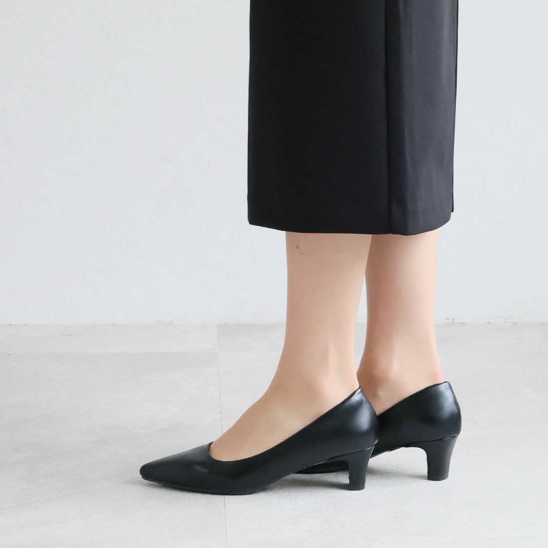 履き心地やみつき感激】ポインテッドトゥ5cmプレートヒール感激