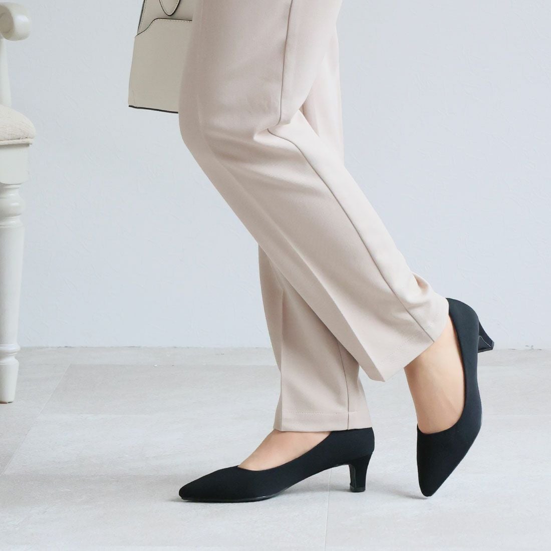 履き心地やみつき感激】ポインテッドトゥ5cmプレートヒール感激