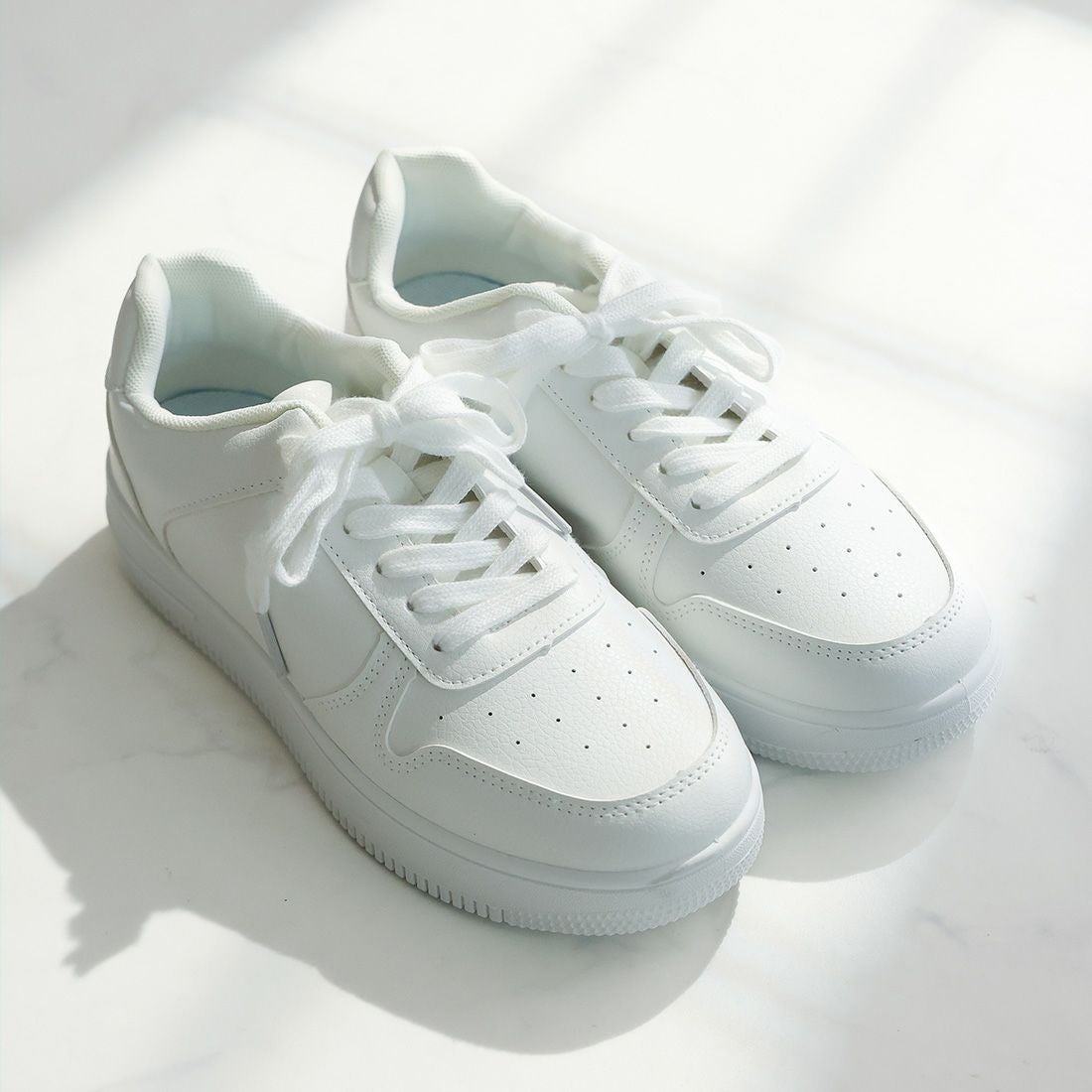 2026年春再販】【メンズレディース】ローテクレースアップスニーカー