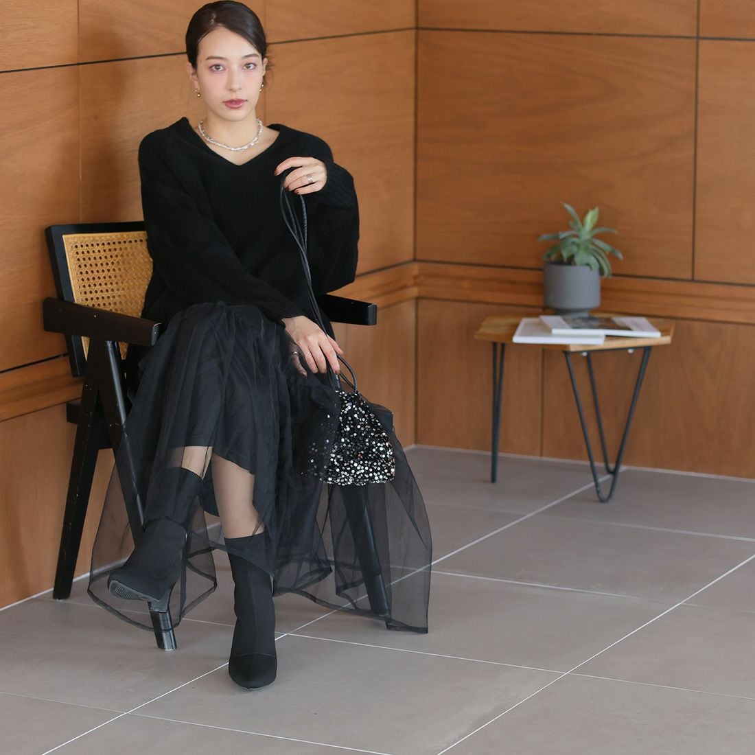 ポインテッドトゥプレートヒールニットショートブーツ ｜靴