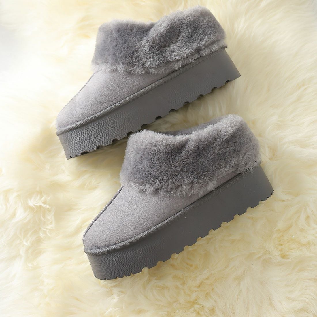 スイコック　グレー　ムートンブーツ　サボ SUICOKE/スイコック】MOUTON サボ（その他シューズ）｜MUSE de