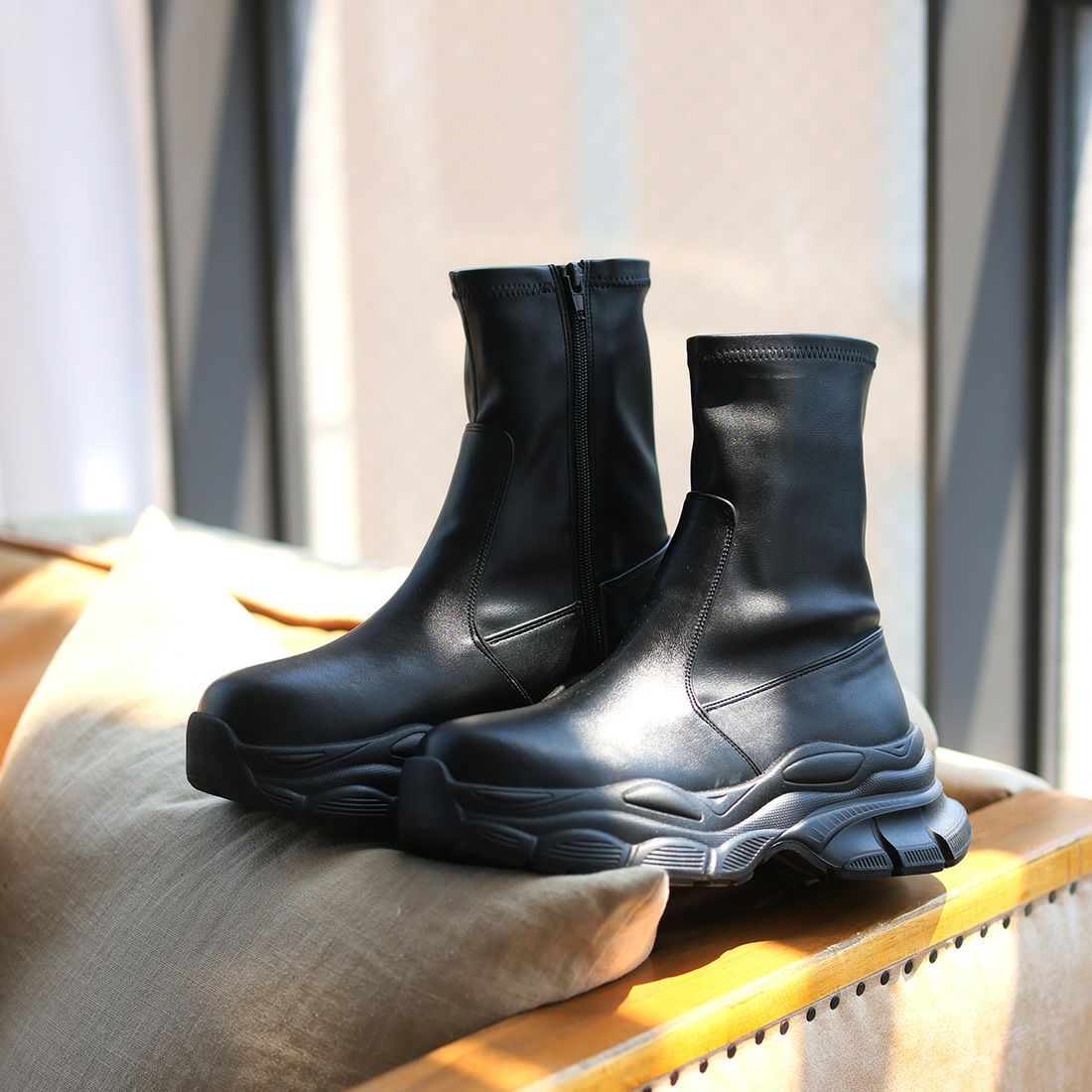 厚底ストレッチスニーカーショートブーツ ｜靴・レディースシューズの