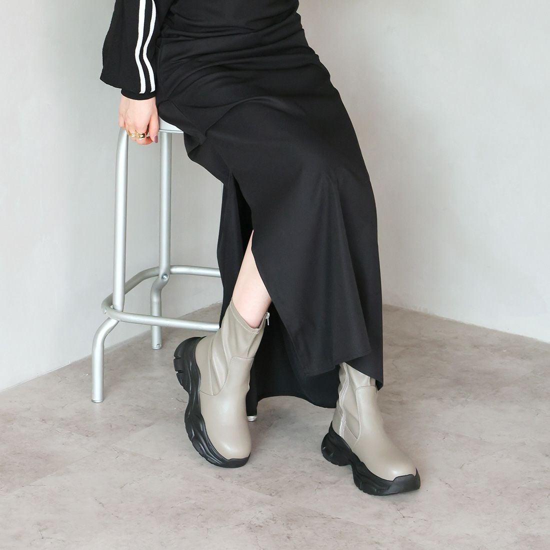 厚底ストレッチスニーカーショートブーツ ｜靴・レディースシューズの