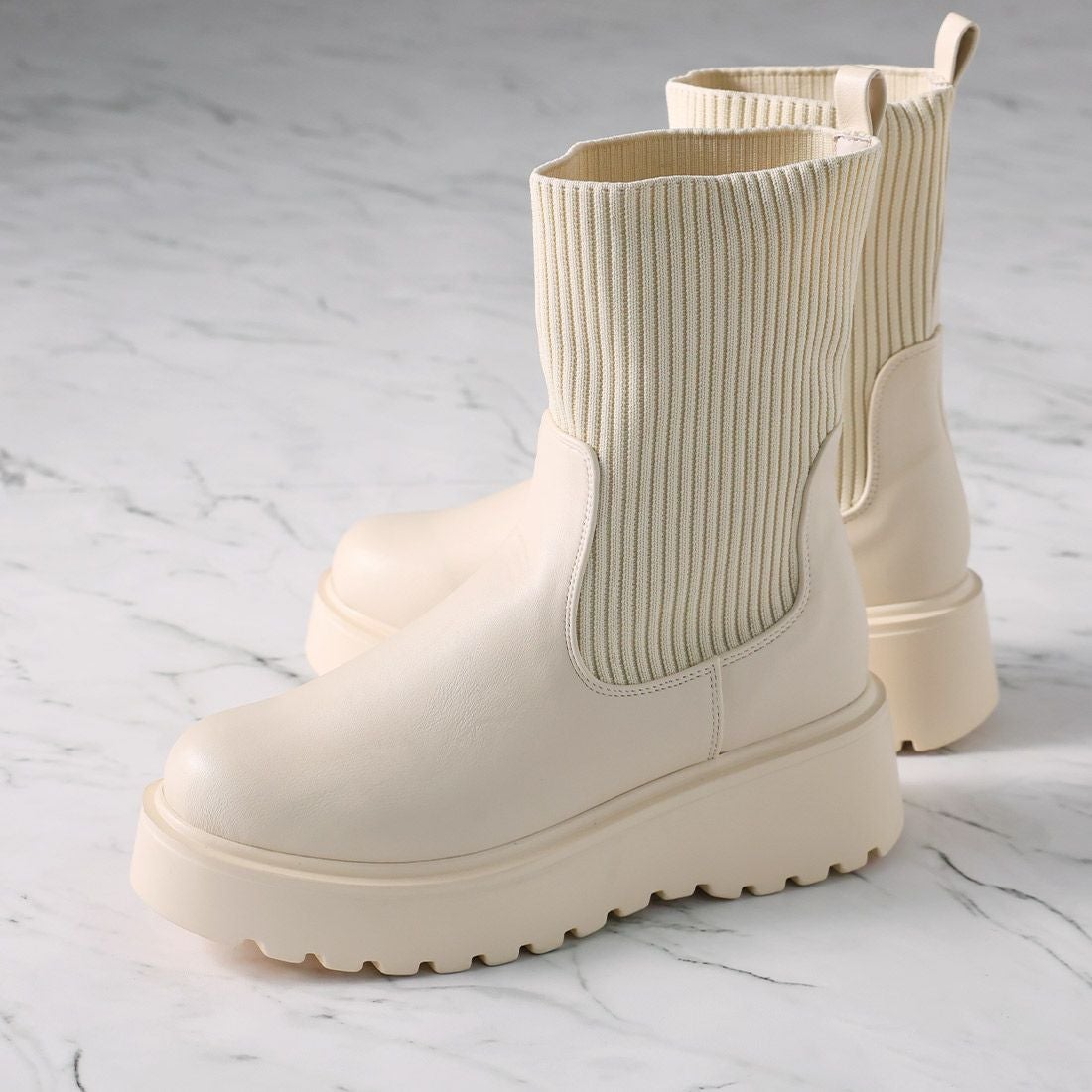 厚底ニットショートブーツ ｜靴・レディースシューズの通販ならVIVIAN