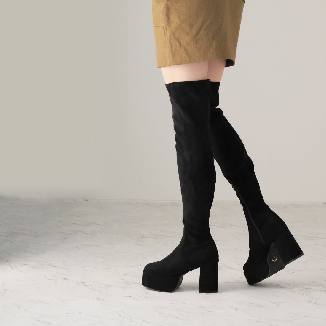 公式ストア/ZOZO限定】厚底プラットフォームストレッチニーハイブーツ