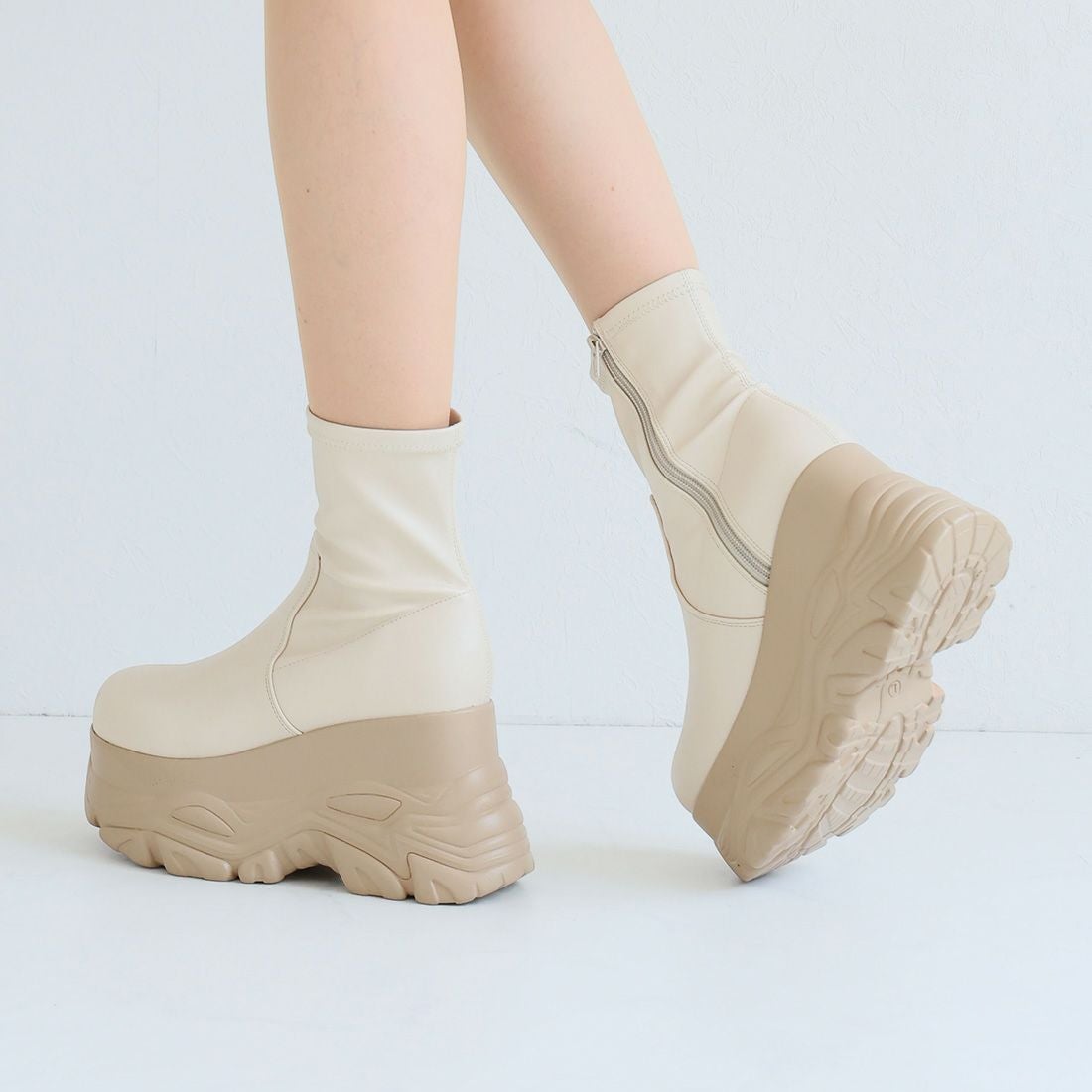 公式ストア/ZOZO限定】【2025年新色追加】厚底ボリュームソール