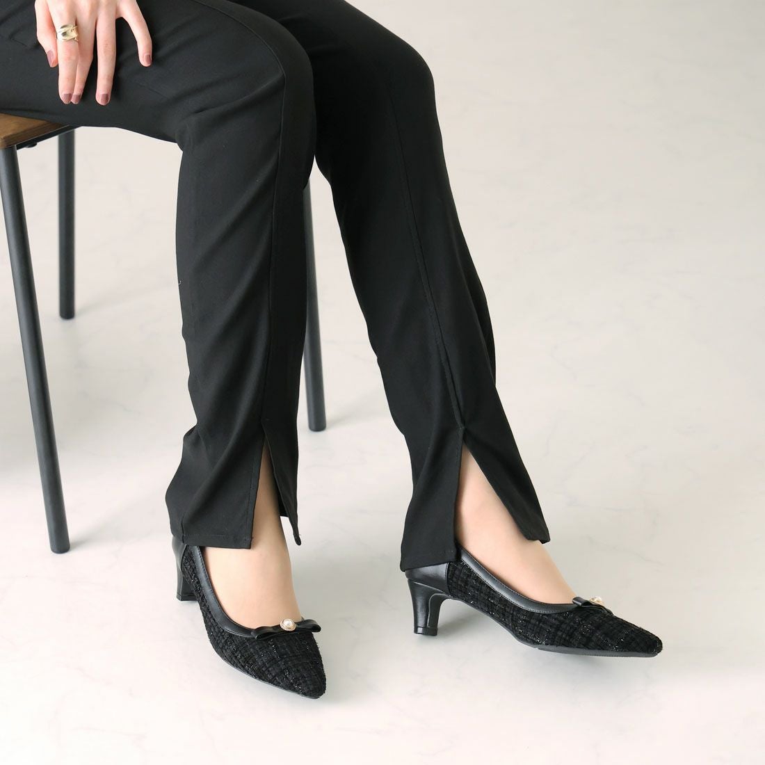 履き心地やみつき感激】ポインテッドトゥパールリボン5cmヒール感激