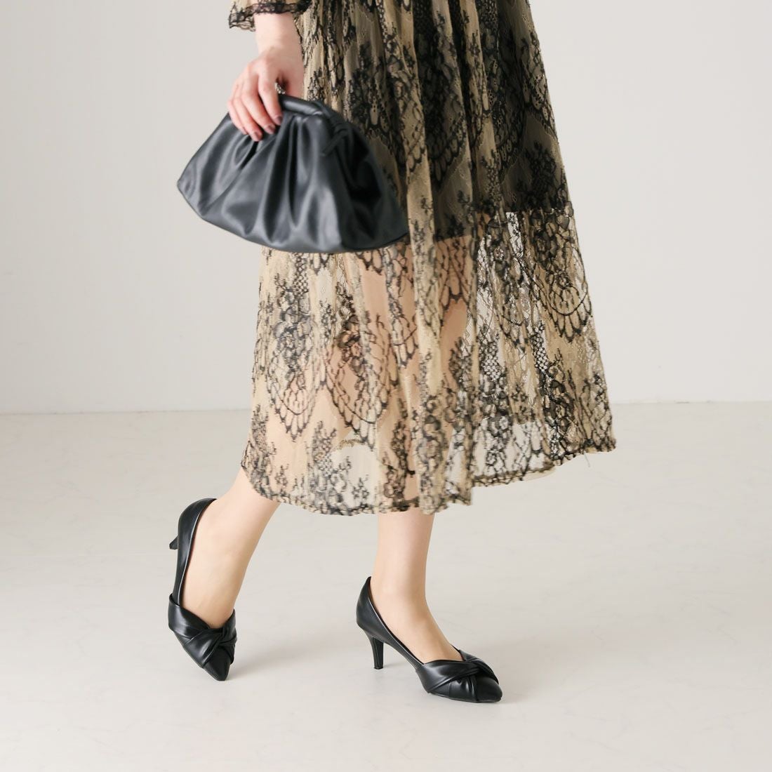 履き心地やみつき感激】ポインテッドトゥターバンリボン7cmヒール感激