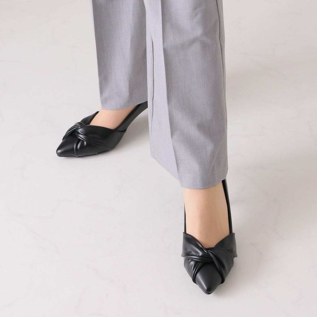 履き心地やみつき感激】ポインテッドトゥターバンリボン7cmヒール感激