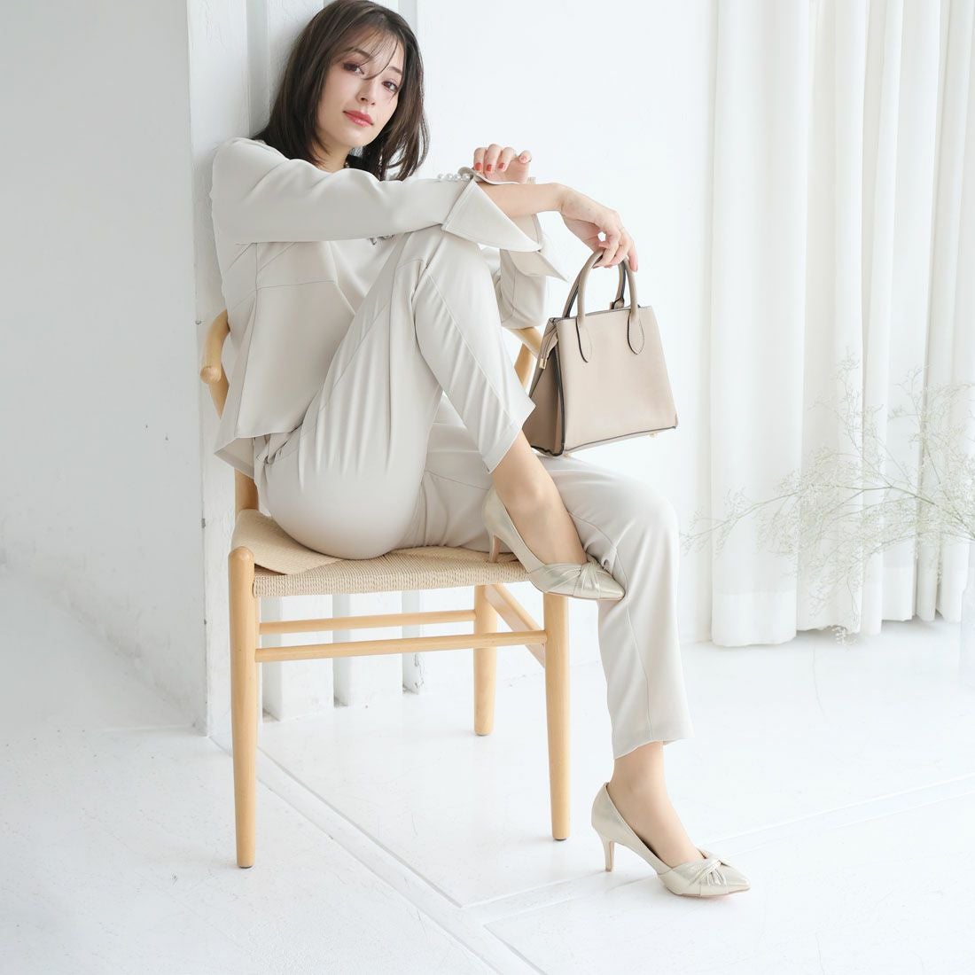 履き心地やみつき感激】ポインテッドトゥターバンリボン7cmヒール感激