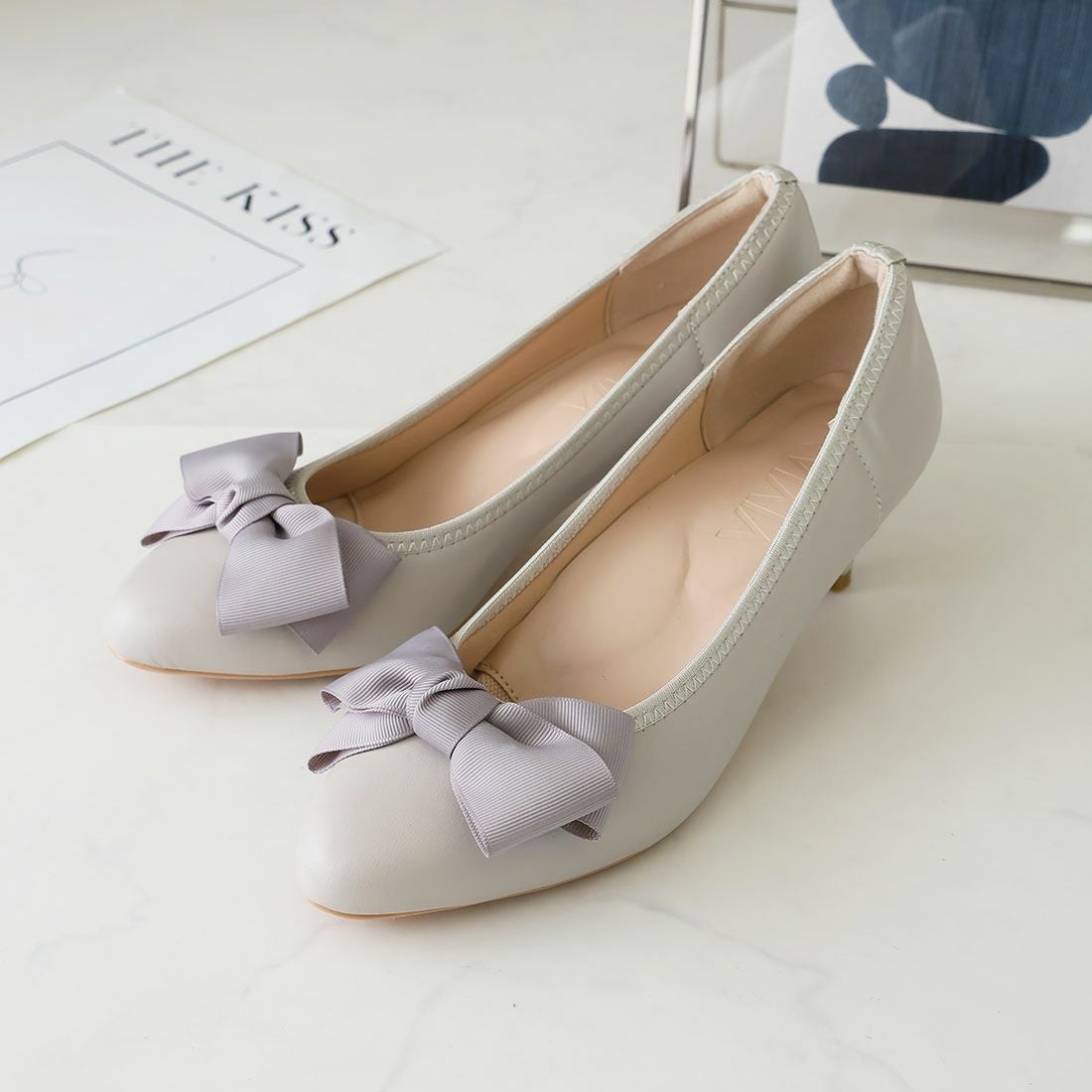 履き心地やみつき感激】アーモンドトゥリボン5cmヒール感激パンプス