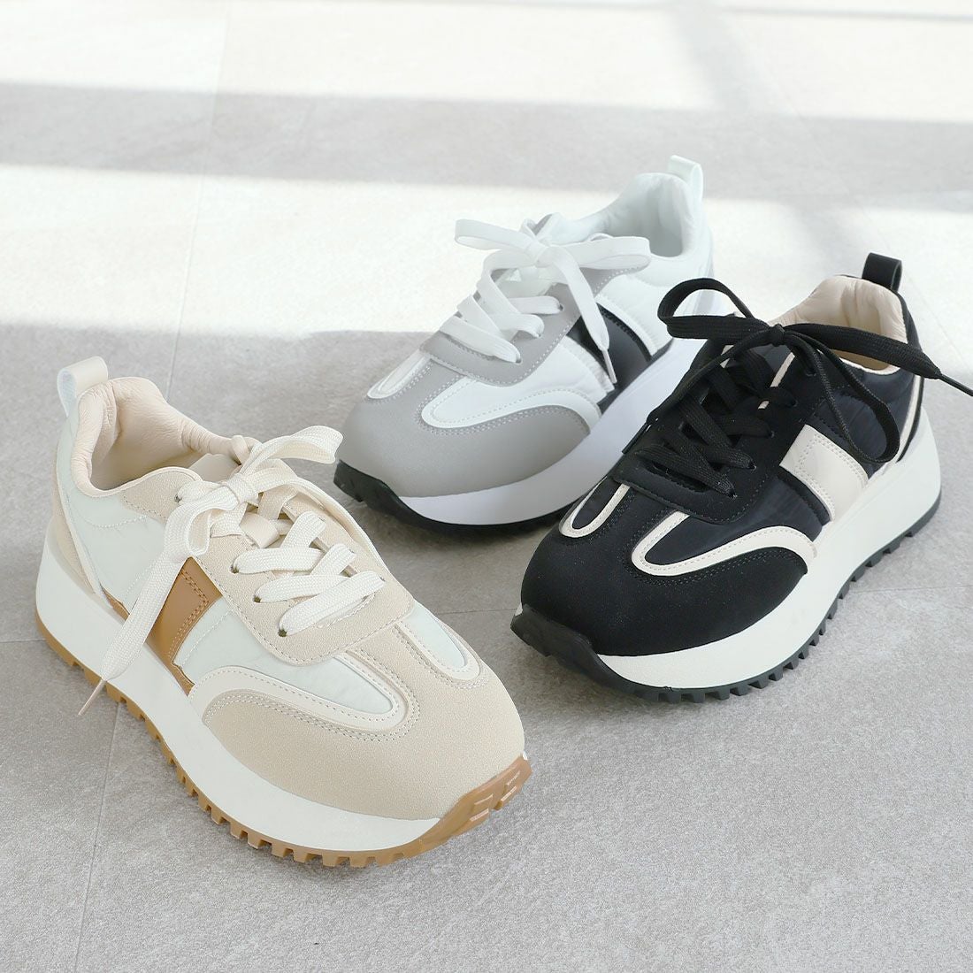 軽量厚底Tトゥサイドデザインレースアップスニーカー ｜靴・レディース