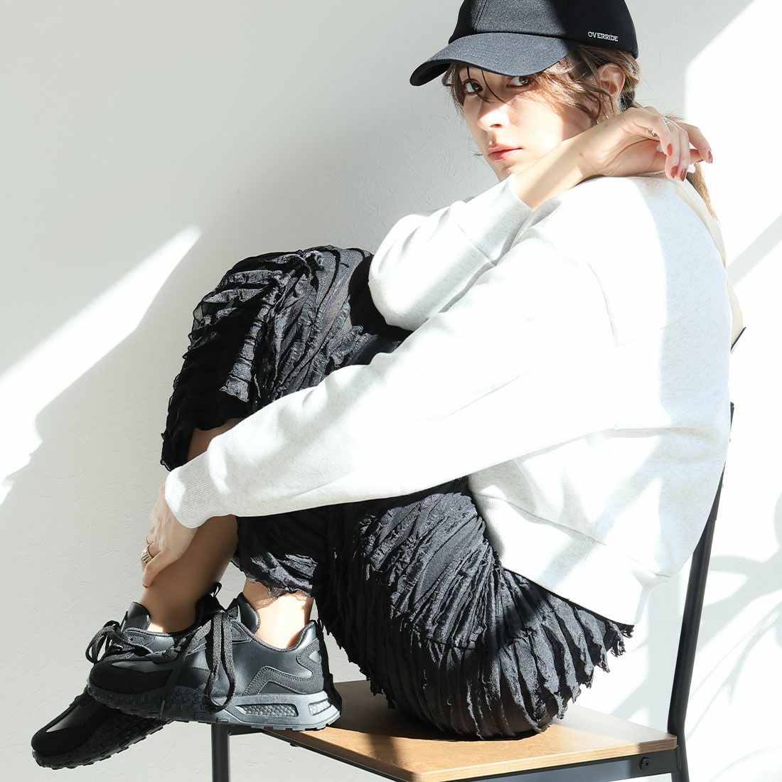 軽量厚底Tトゥデザインレースアップスニーカー ｜靴・レディース